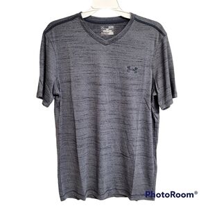Under Armour Grey Heat Gear Loose Fit Athletic T- Shirt